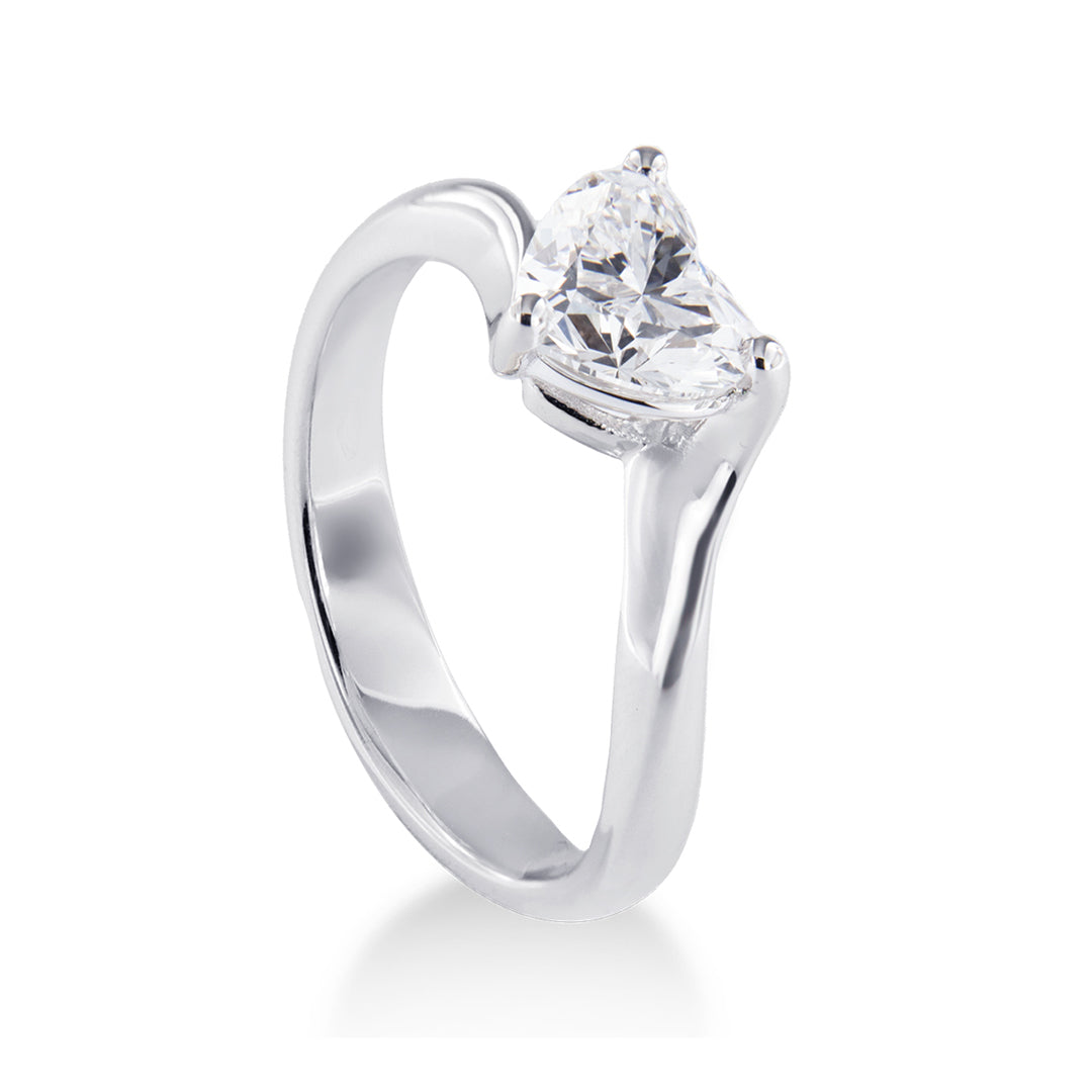 Anello in Oro bianco 18kt con Diamante accresciuto taglio cuore