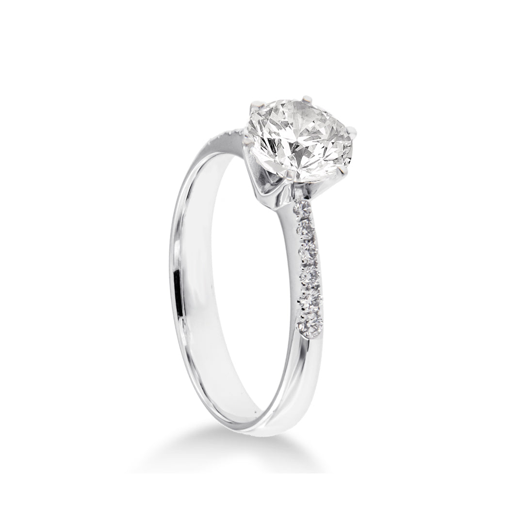 Solitario in Oro bianco 18kt con Diamanti accresciuti